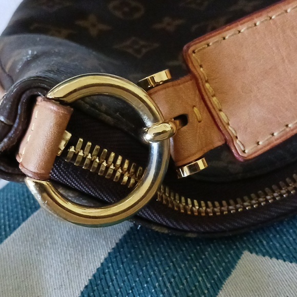 Authentic  Louis Vuitton Sully MM - Picture 9 of 12